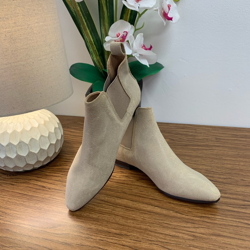 Banana Republic Boot